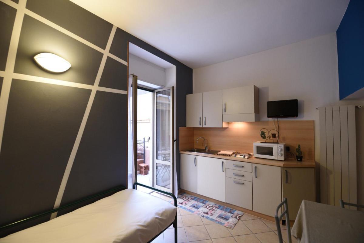 Residence Corallo Аласио Екстериор снимка