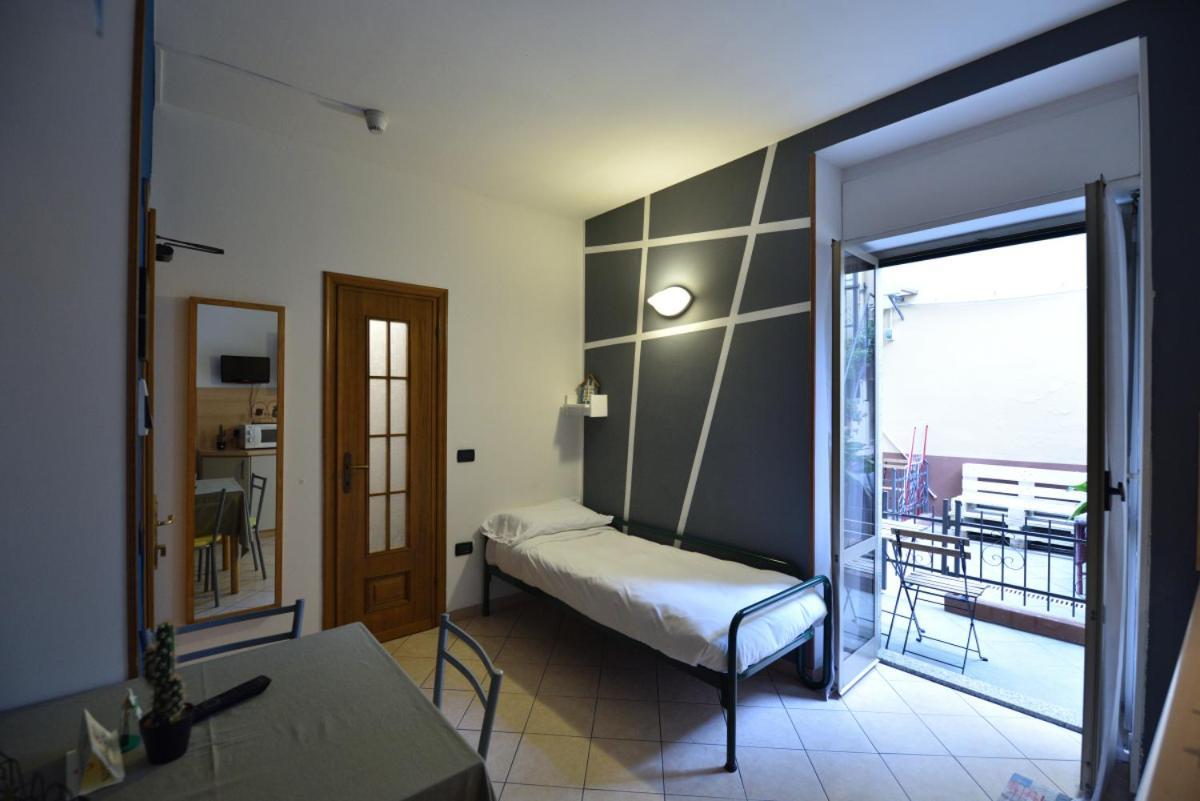 Residence Corallo Аласио Екстериор снимка