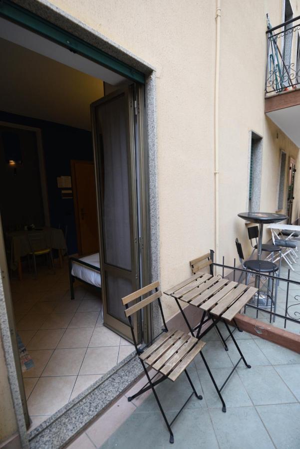 Residence Corallo Аласио Екстериор снимка