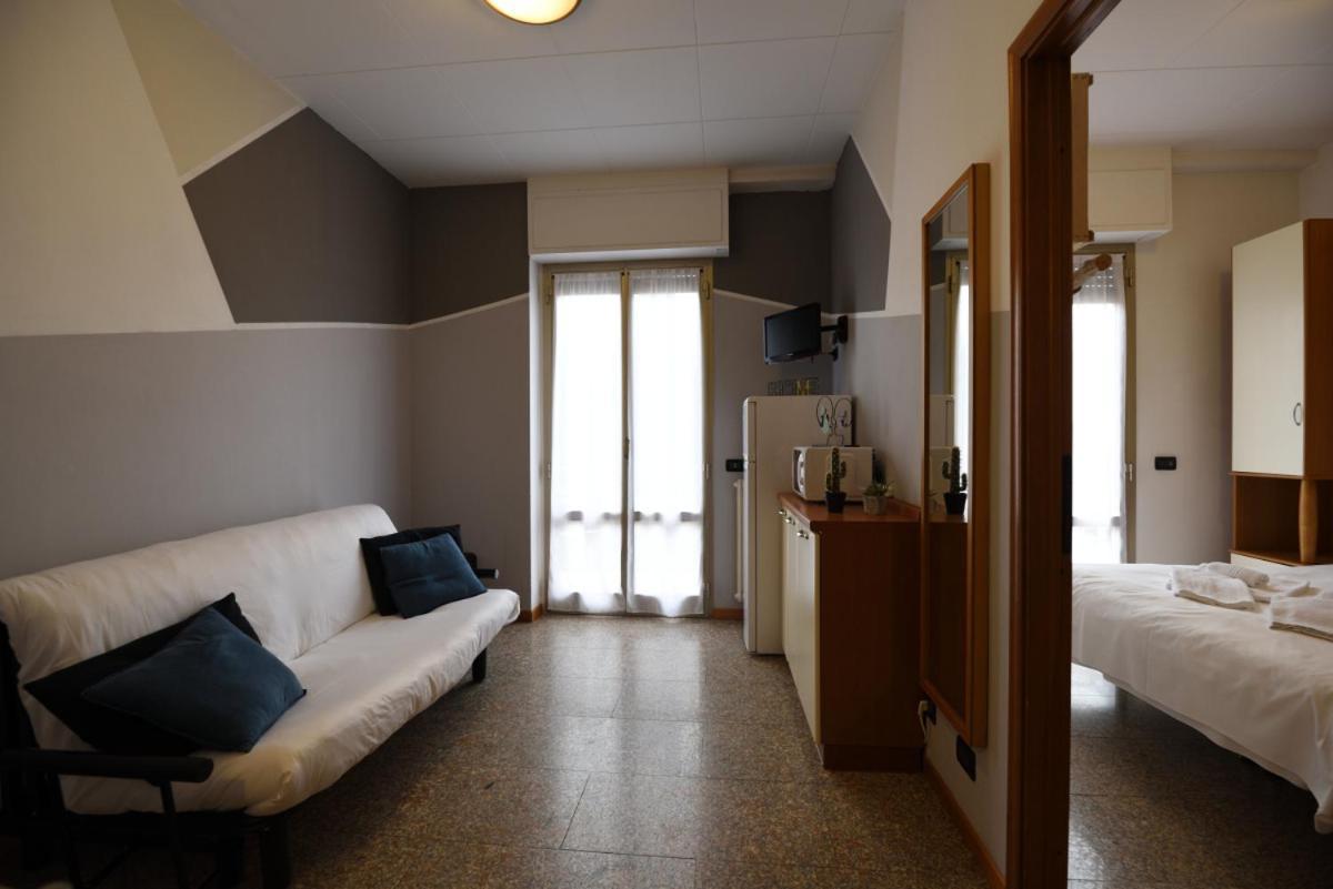 Residence Corallo Аласио Екстериор снимка