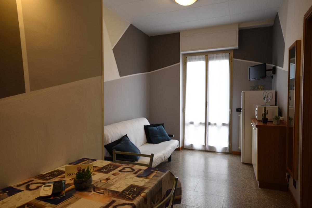 Residence Corallo Аласио Екстериор снимка