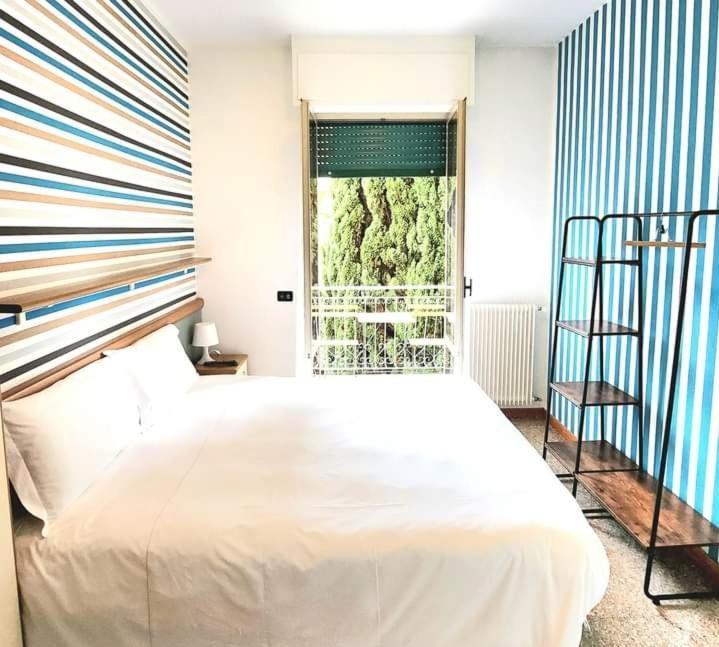 Residence Corallo Аласио Екстериор снимка