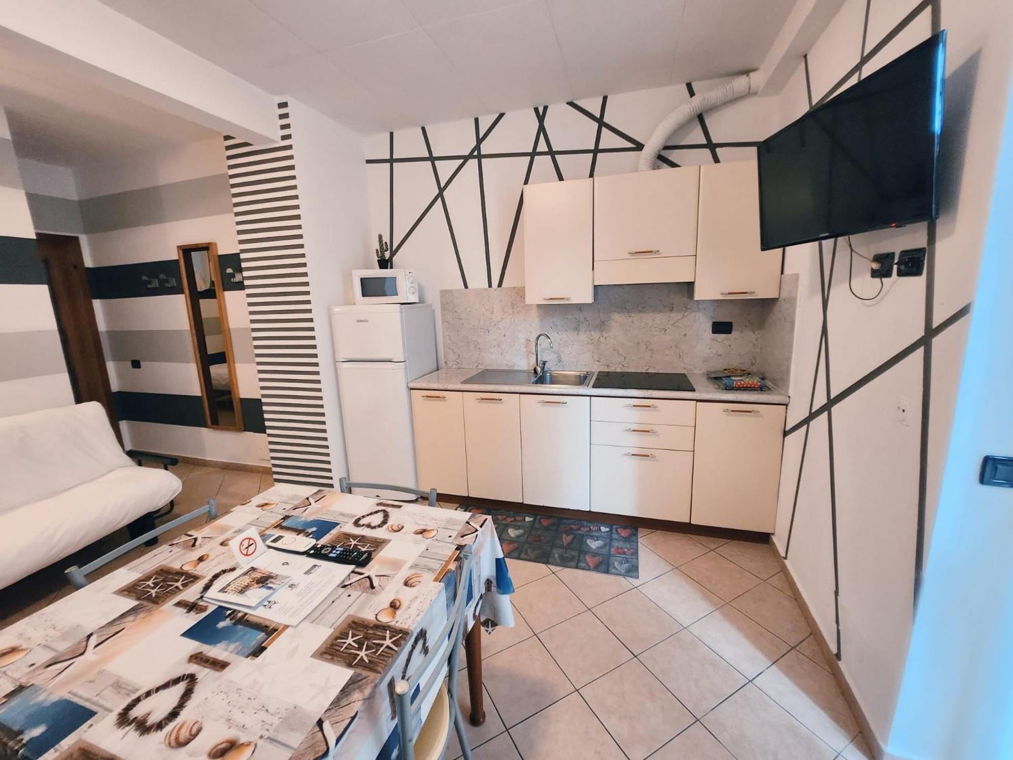 Residence Corallo Аласио Екстериор снимка
