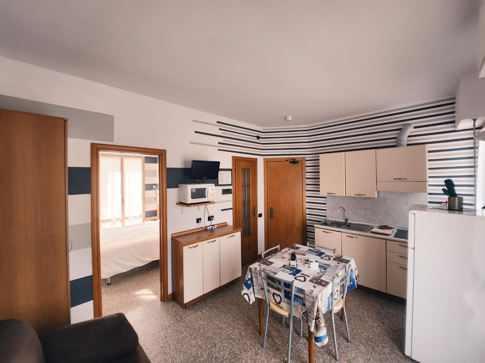 Residence Corallo Аласио Екстериор снимка