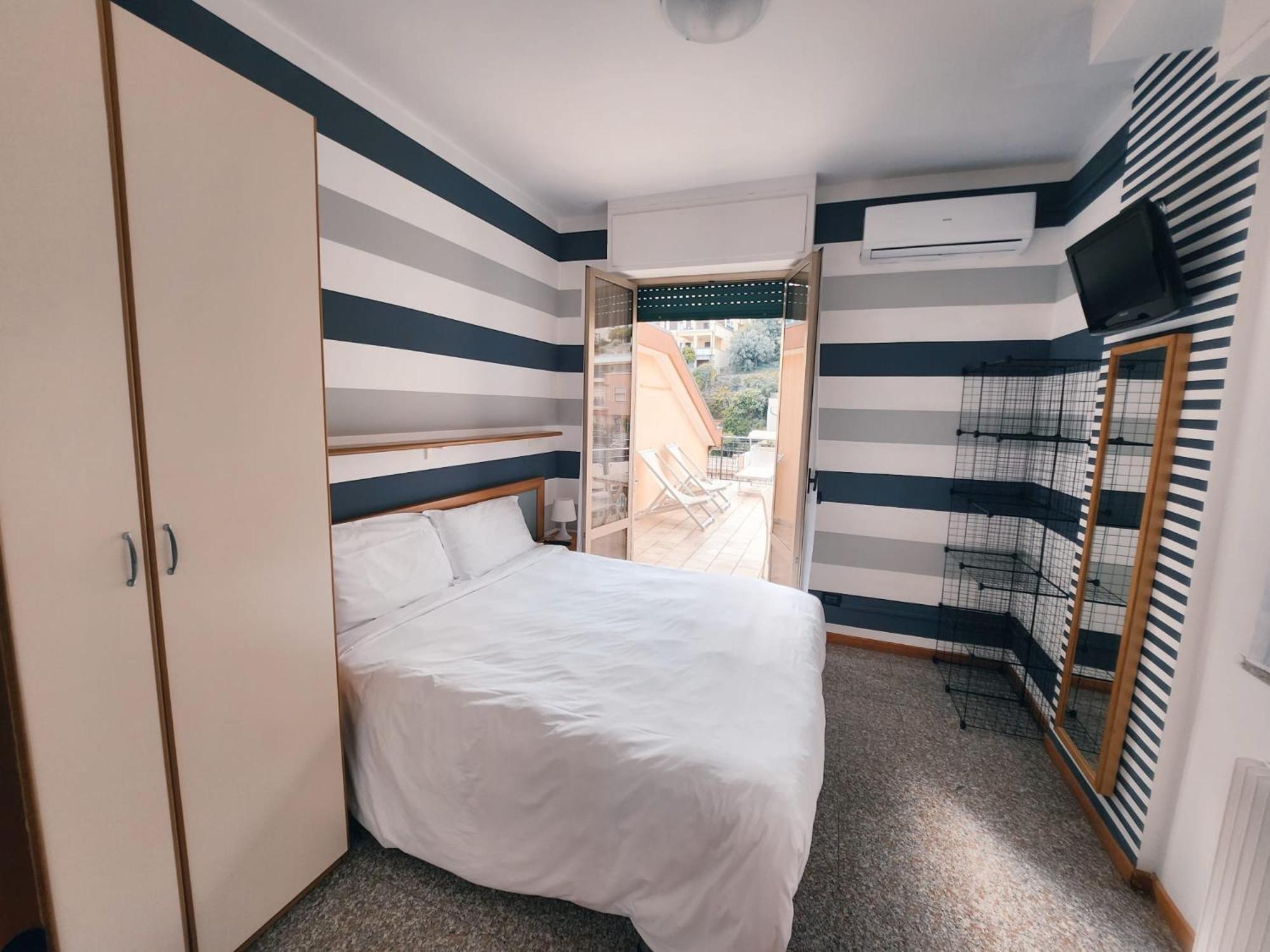 Residence Corallo Аласио Екстериор снимка