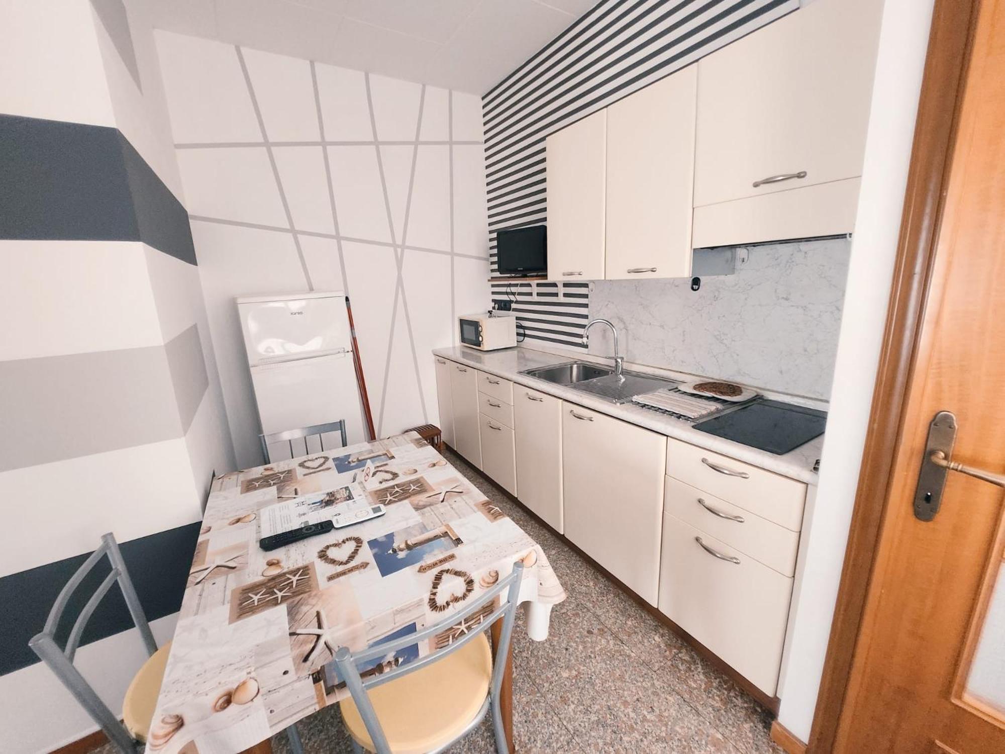 Residence Corallo Аласио Екстериор снимка