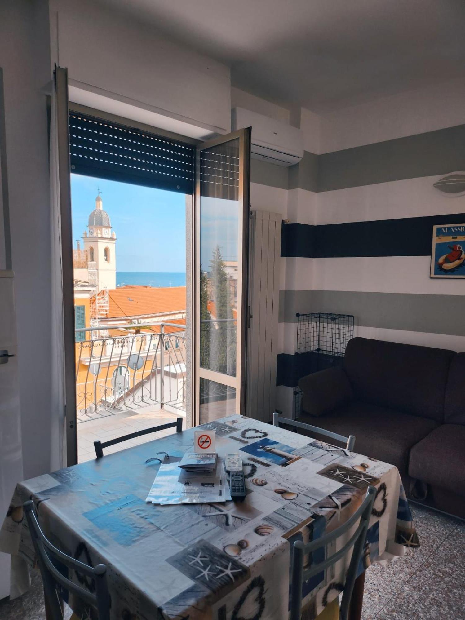 Residence Corallo Аласио Екстериор снимка
