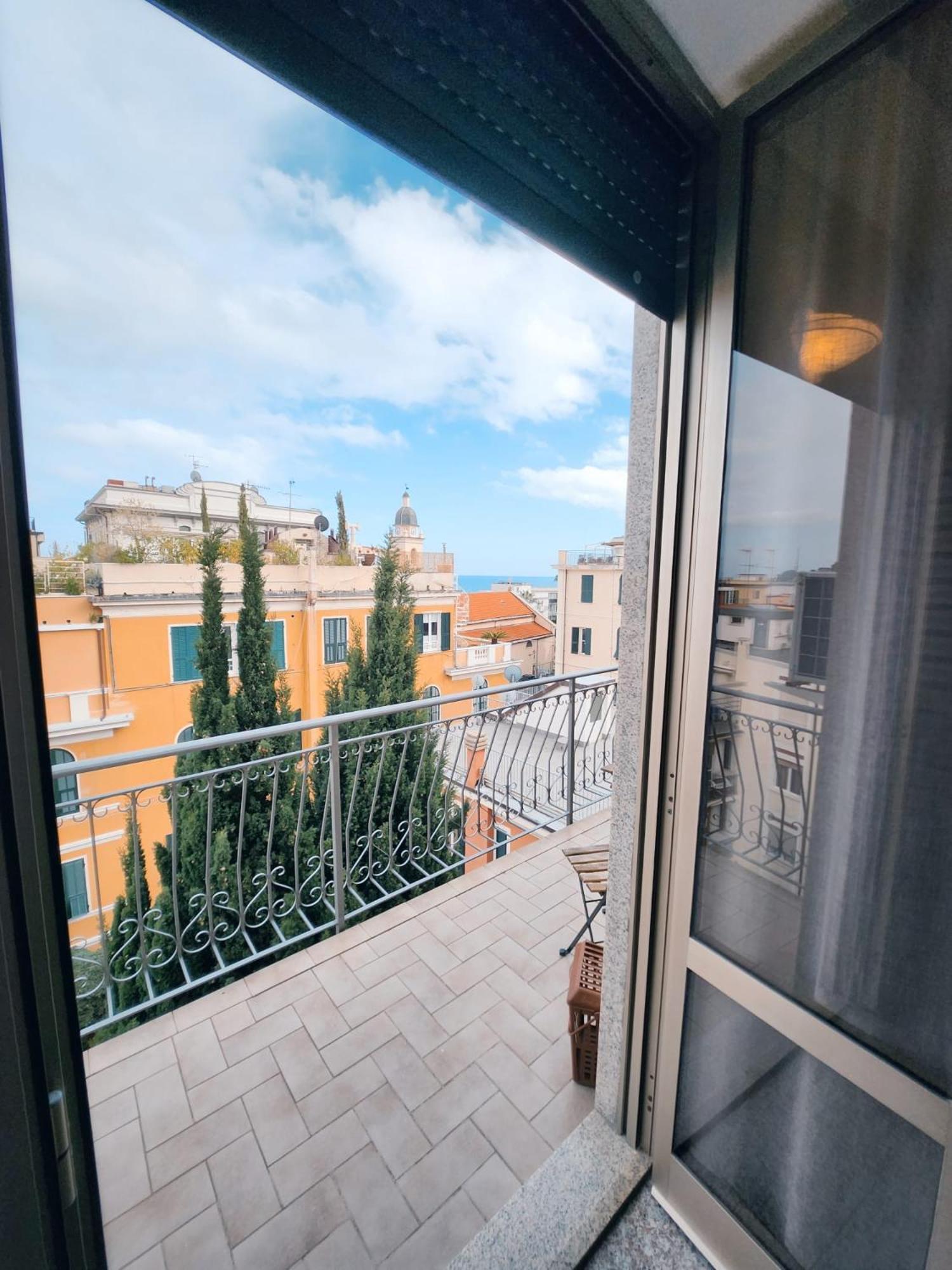 Residence Corallo Аласио Екстериор снимка