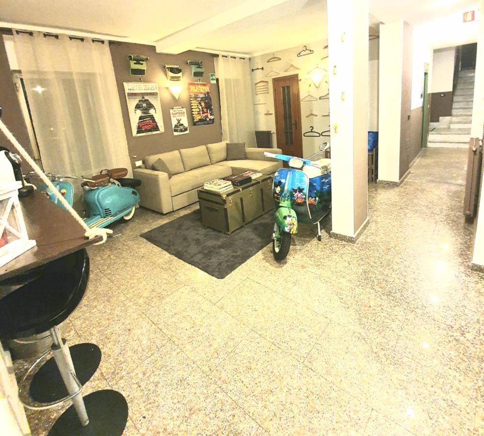 Residence Corallo Аласио Екстериор снимка
